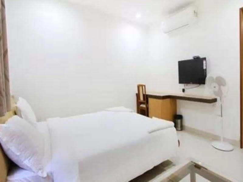Fabhotel Syberitic Suites Gachibowli - Fully Vaccinated Staff Kondapur  Eksteriør billede